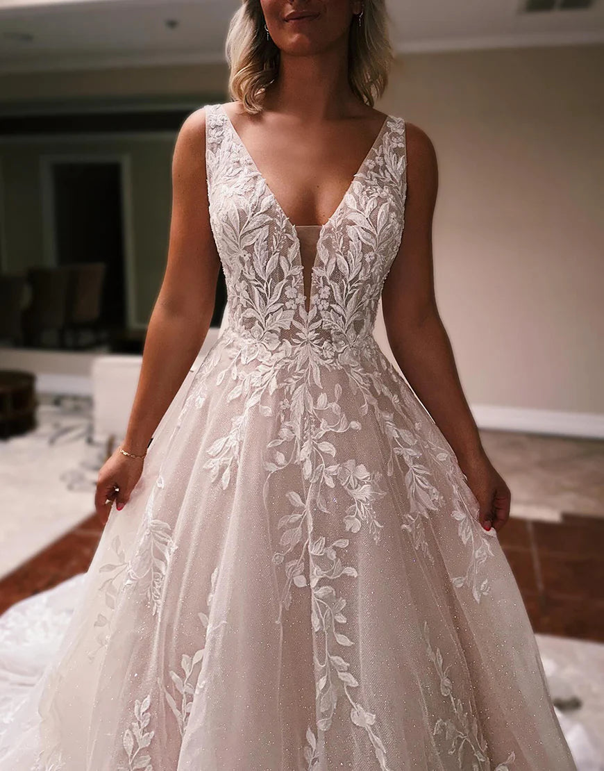 A Line V Neck Tulle Lace Wedding Dresses with Appliques