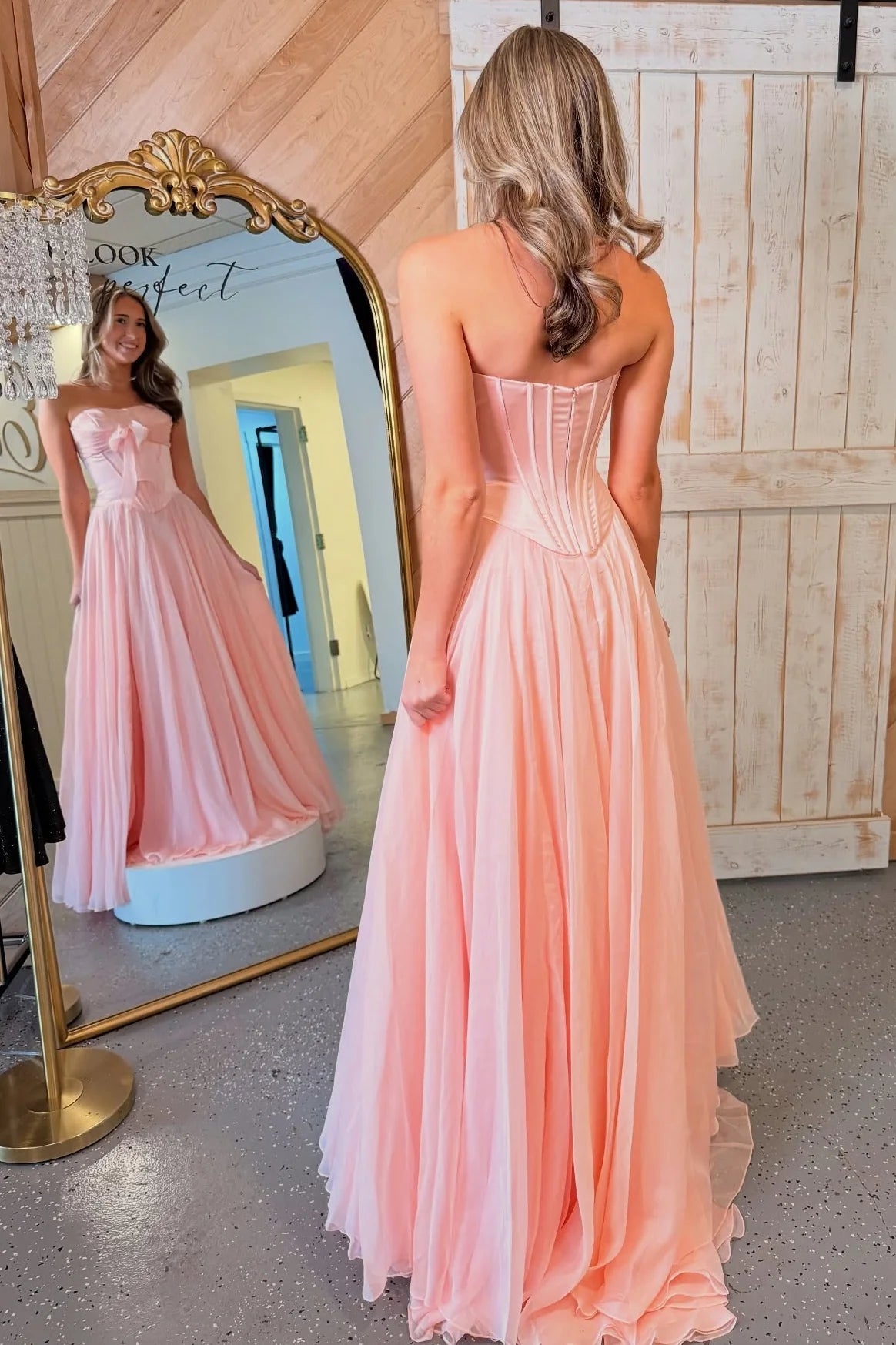 Strapless Bow-Front Corset Pleated Blush Pink Tulle A-Line Chapel Train Prom Dresses