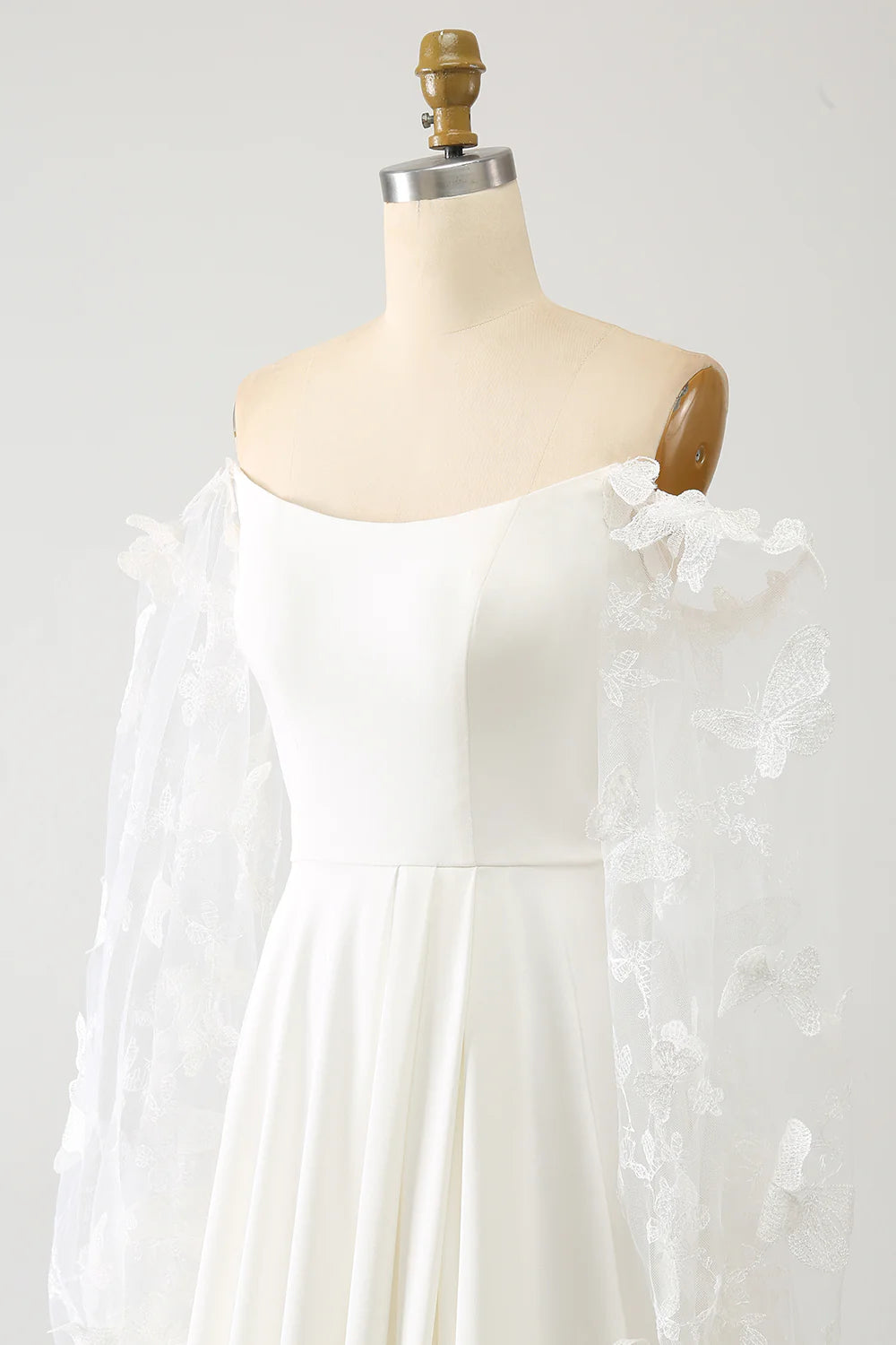 A Line Long Chiffon Wedding Dress With 3D Butterflies Sweep / Brush Train Long Sleeves