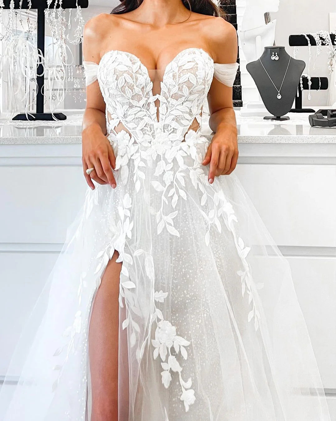 Elegant A Line Off-the-Shoulder V-Neck Sweetheart Tulle Long Wedding Dresses with Slit
