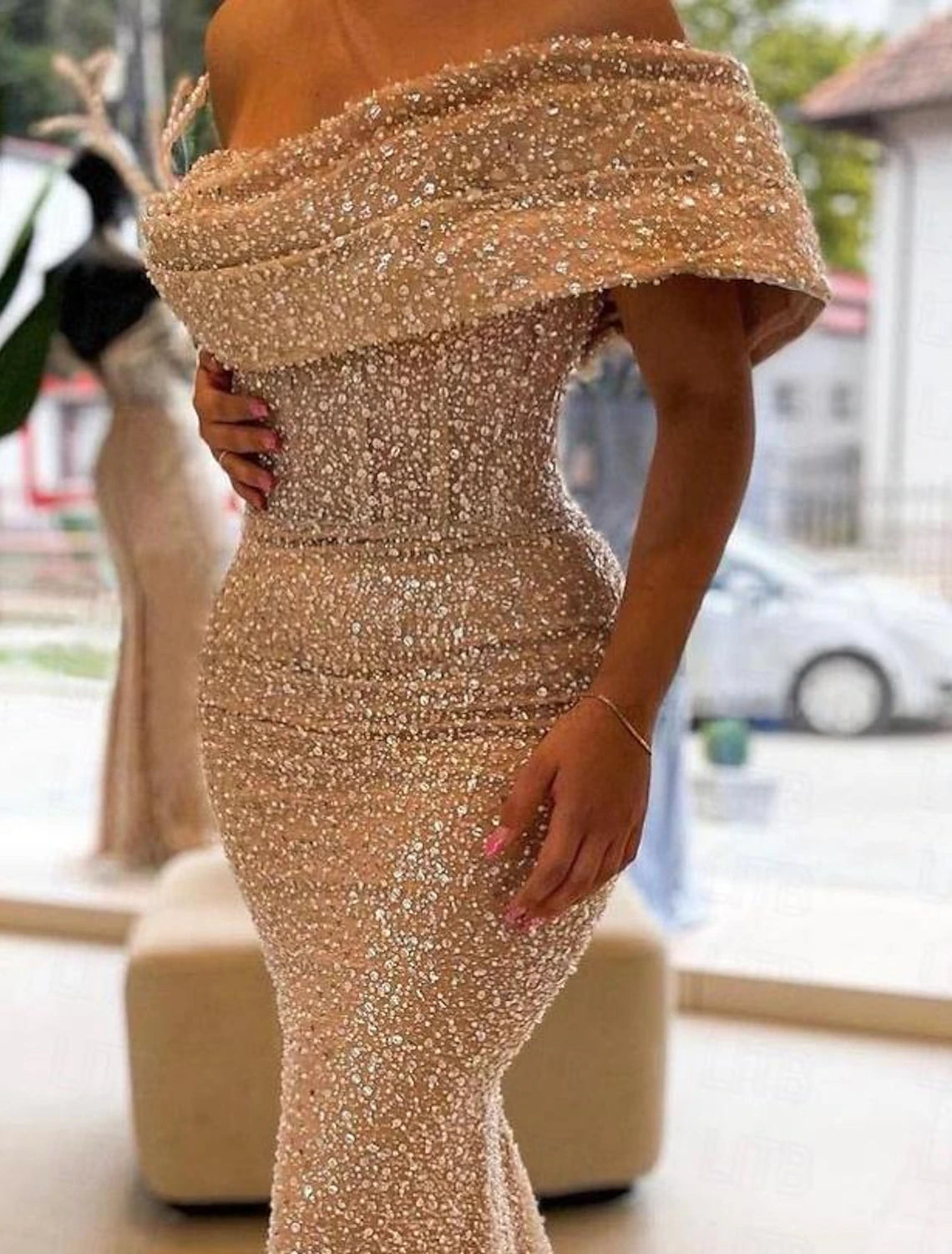 Sleek Glitter Sparking Evening Gown Mermaid Trumpet Off the Shoulder Formal Party Dress Floor Length Sleeveless Prom Dress With Sequins