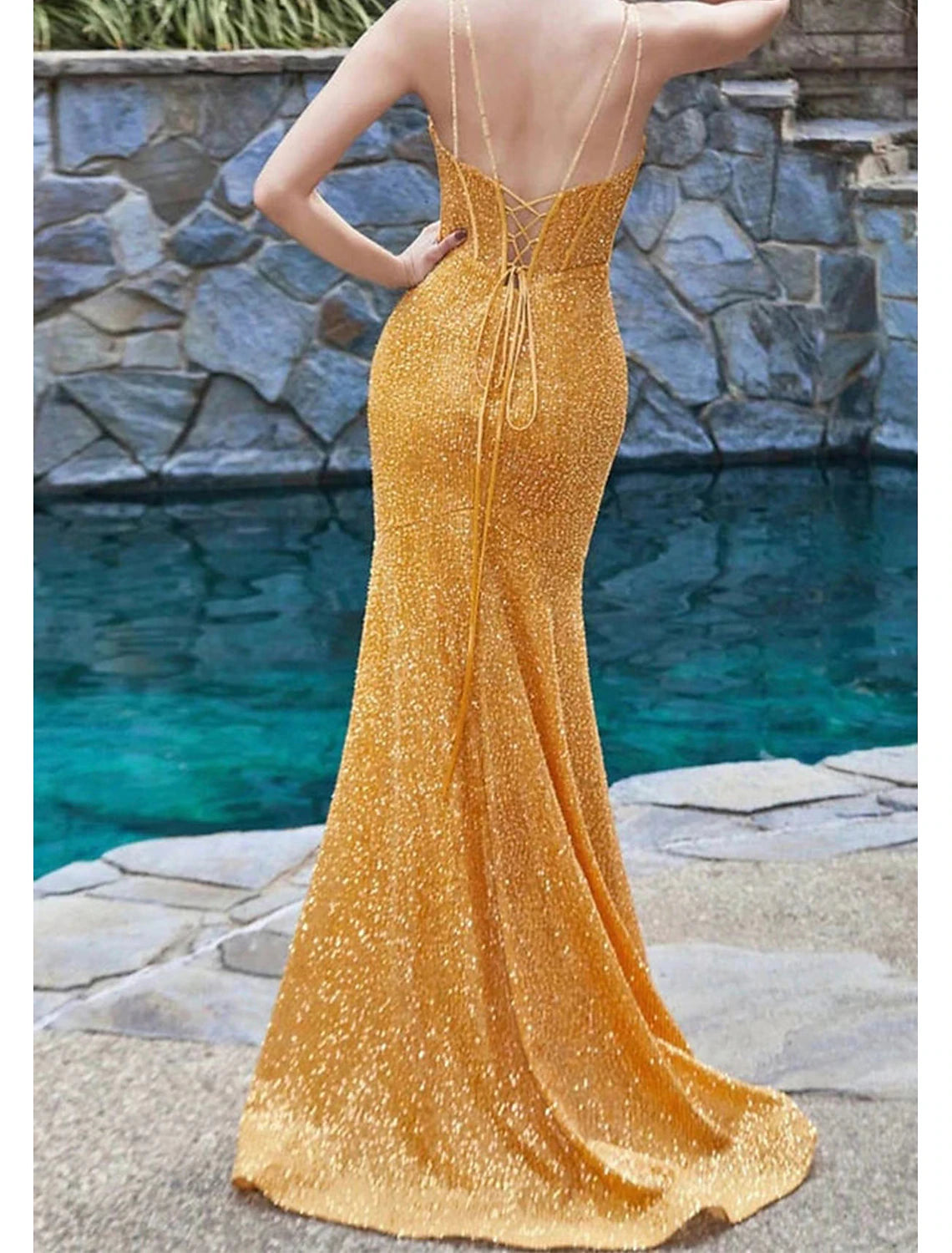 Sheath Mermaid Sleek Glitter Sparking Sequins Evening Dress weep / Brush Train Sleeveless Backless Prom Dress with Slit