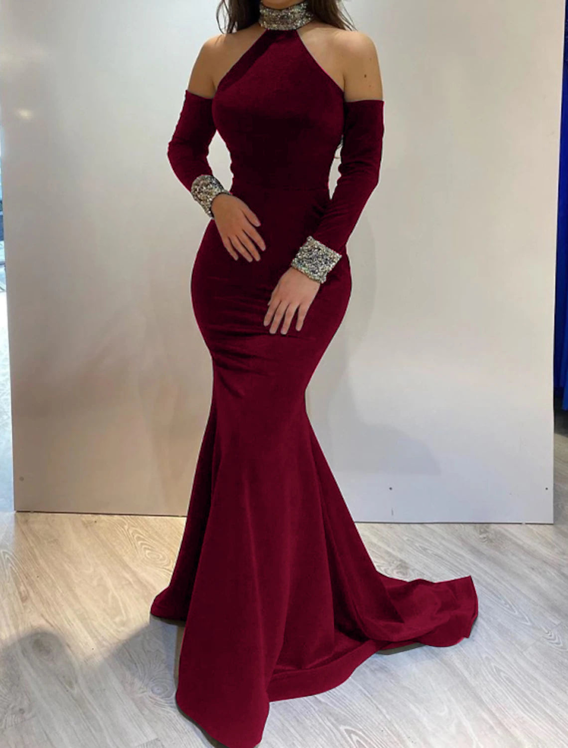 Sheath Mermaid Halter Neck Evening Gown Long Sleeve Sweep / Brush Train Long Prom Dress With Sequin