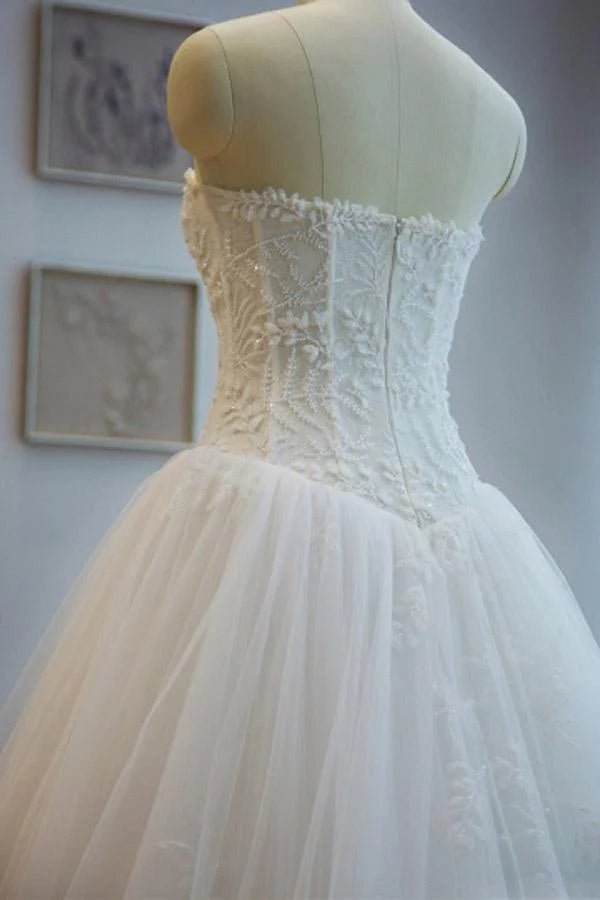 Strapless Lace Appliques A Line Chapel Train Wedding Dress With Beading
