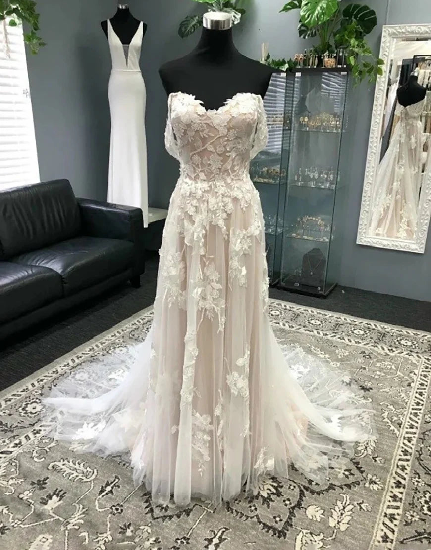 A Line Sweetheart Tulle Appliques Ivory Long Bridal Dress