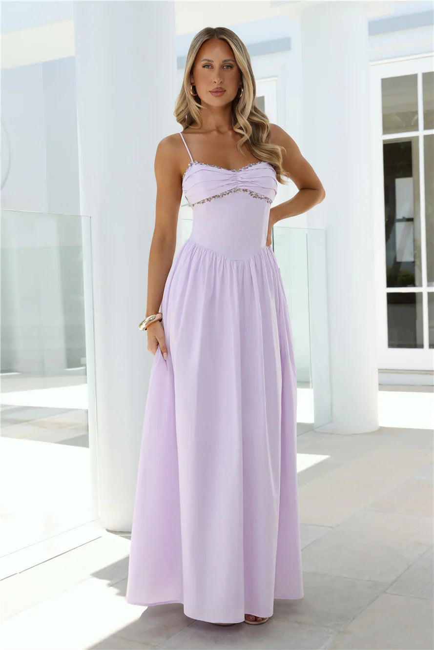 Luxury Lavender Prom Dresses with Chiffon Fabric Floral Embroidery and Low Back