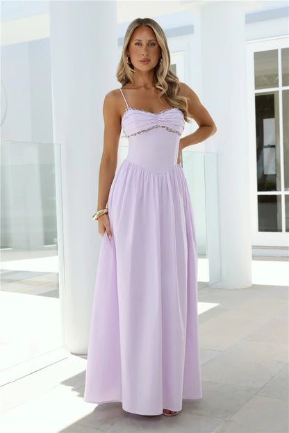 Luxury Lavender Prom Dresses with Chiffon Fabric Floral Embroidery and Low Back