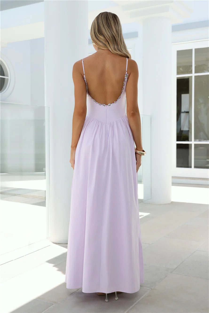 Luxury Lavender Prom Dresses with Chiffon Fabric Floral Embroidery and Low Back