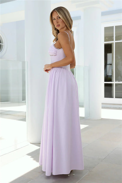 Luxury Lavender Prom Dresses with Chiffon Fabric Floral Embroidery and Low Back
