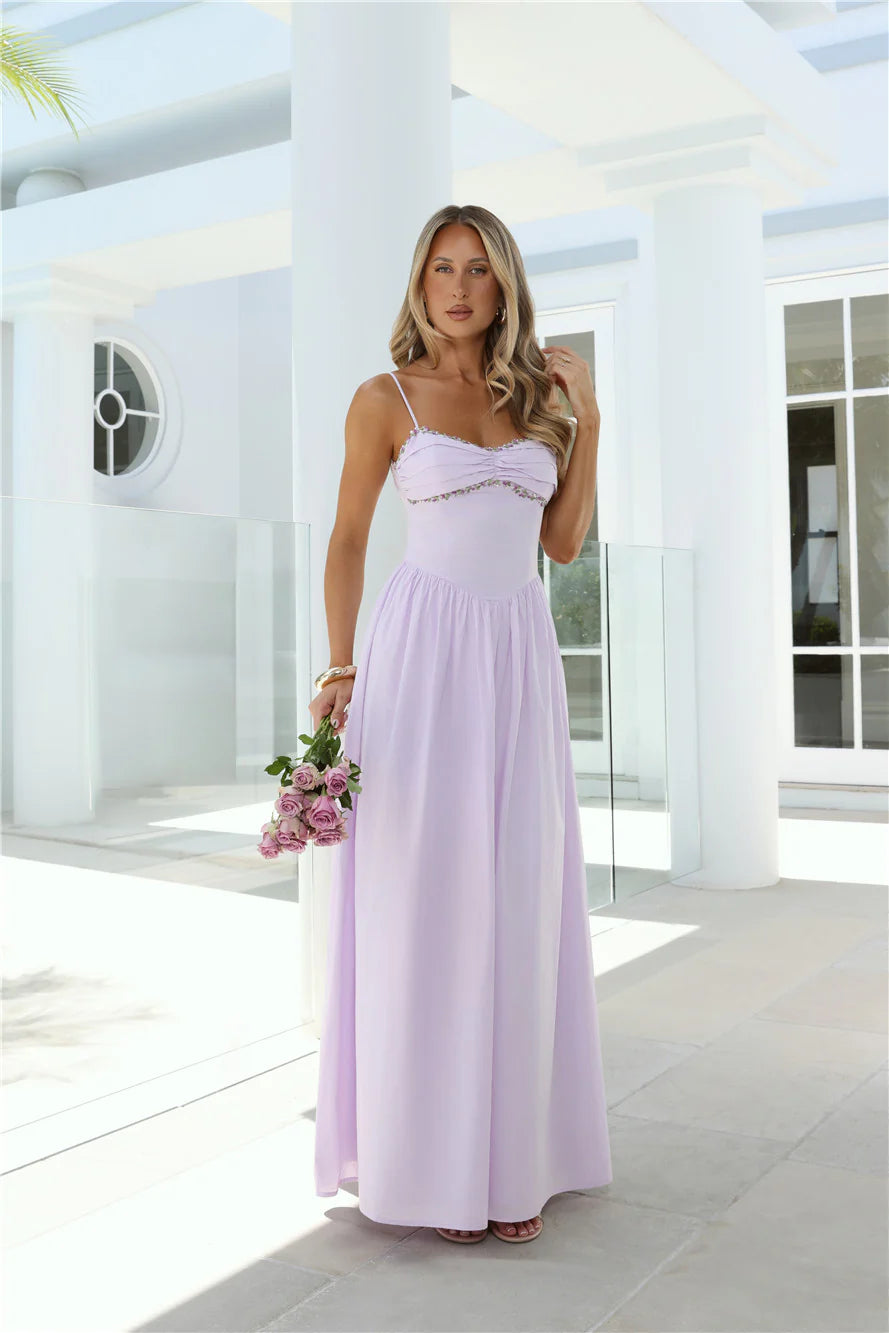 Luxury Lavender Prom Dresses with Chiffon Fabric Floral Embroidery and Low Back