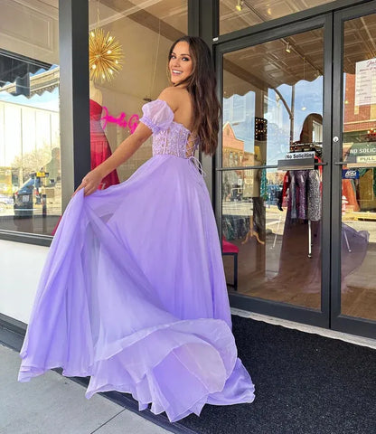Charming A Line Off-the-Shoulder Sweetheart Lavender Chiffon Prom Dresses with Lace
