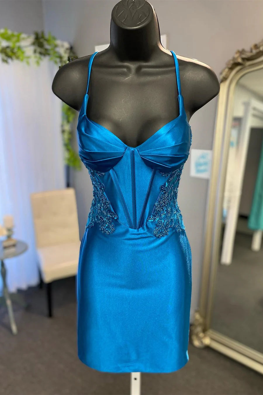 Bustier Bodycon Short Gown with Appliques