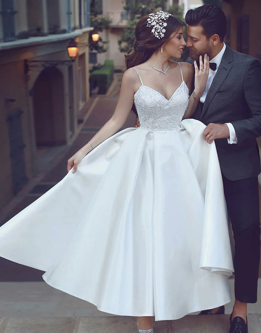 Spaghetti Straps A Line Bridal Dress With Appliques