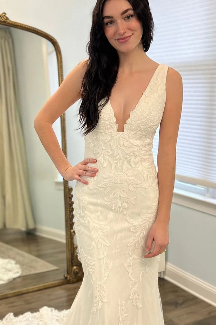 Charming Mermaid V Neck Lace Backless Mopping The Floor Long Wedding Dresses