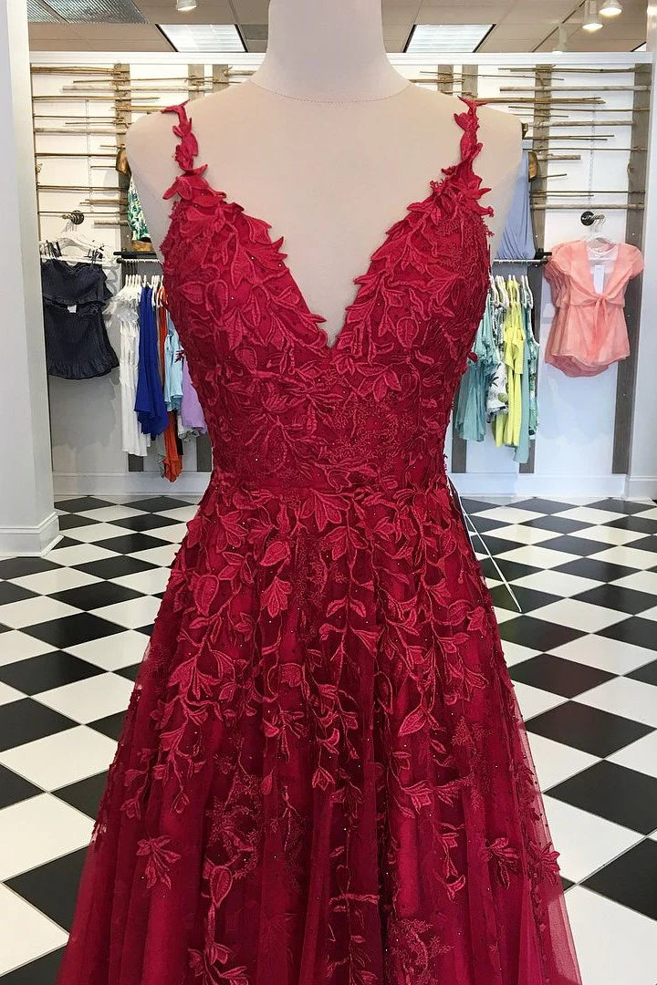 V-Neck Lace Appliques Tulle Long Formal Dress