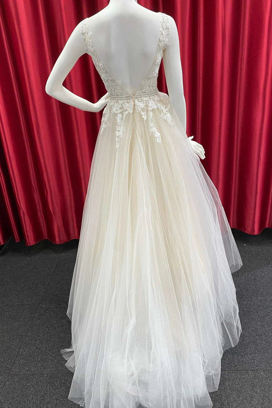 Tulle Applique Open Back A-Line Prom Dress