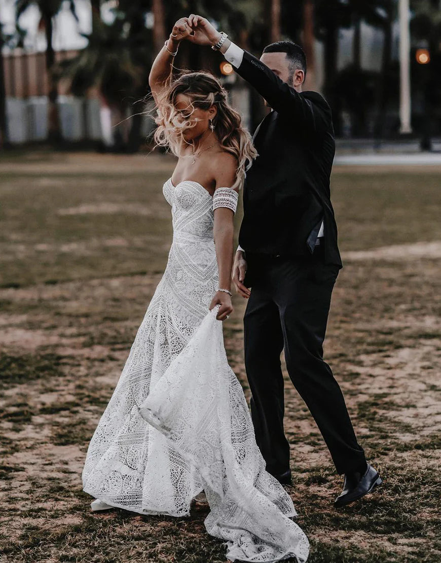 Sweetheart Mermaid Lace Wedding Dress