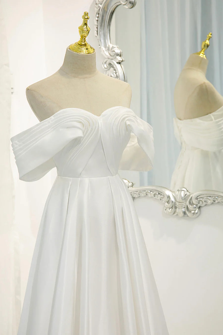 Open Back Off the Shoulder Wedding Dresses Sweep / Brush Train White Satin Long Pleated Prom Dress
