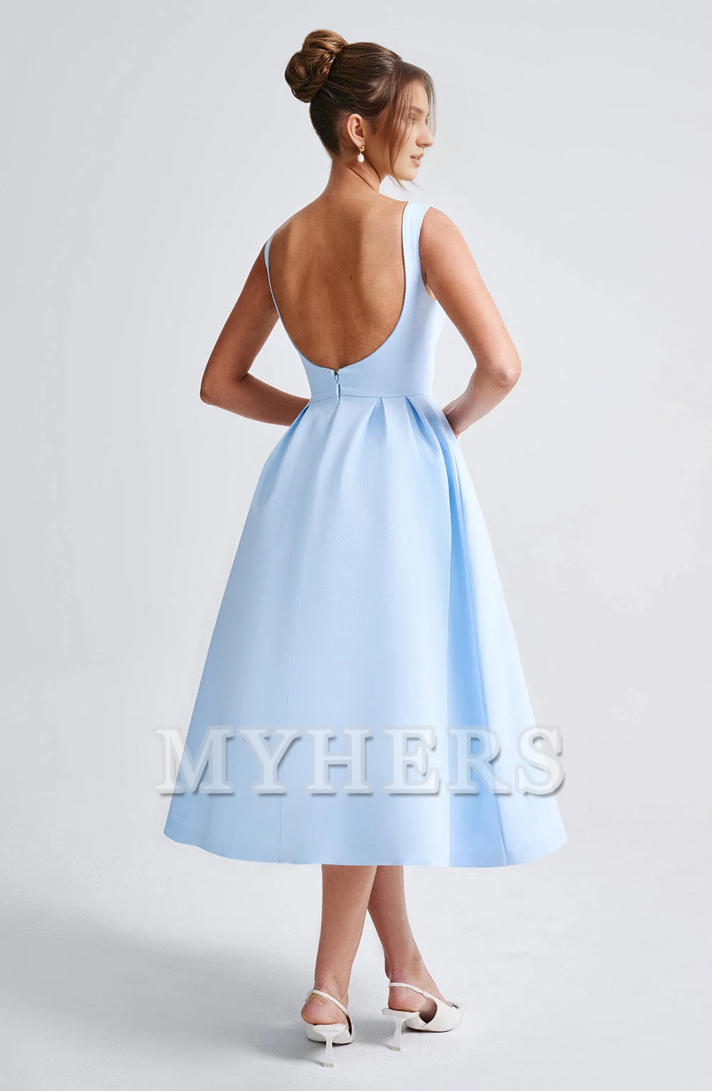 A Line High Wide Boat Neckline Sleeveless Backless Elegant Simple Dresses Bridesmaid Dresses Wedding Guests Dresses