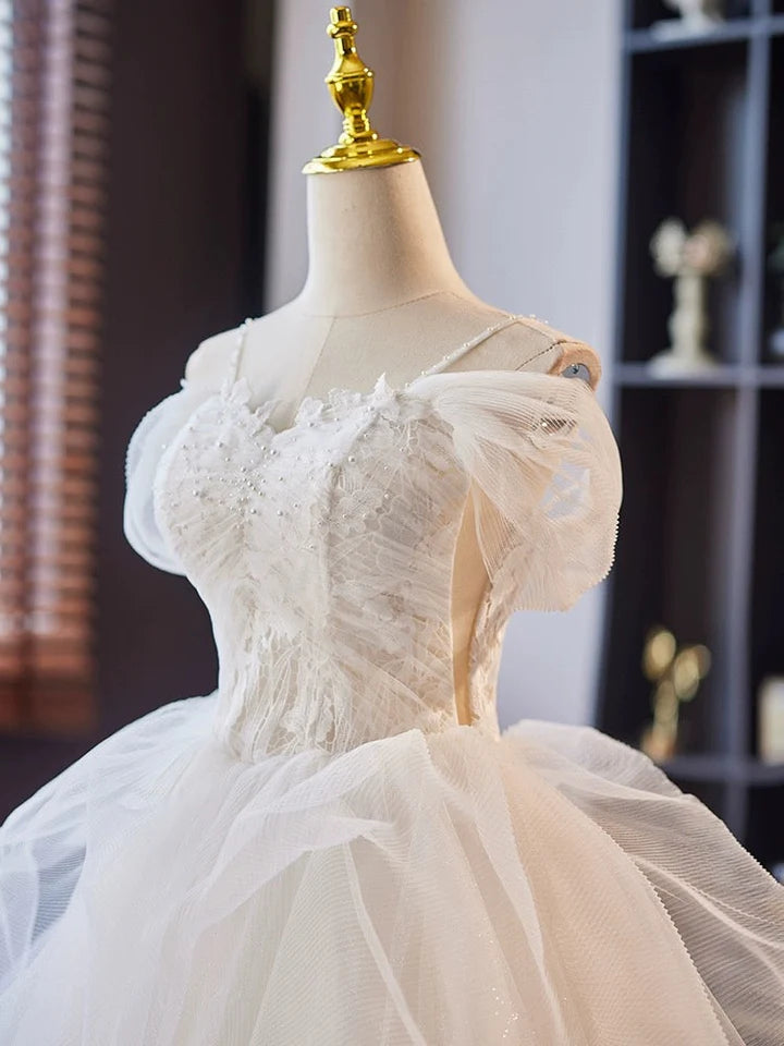 White Off Shoulder Sweet Prom Dress Heart-shaped collar Tulle Lace Bead Decoration lovely Short Homecoming Dress