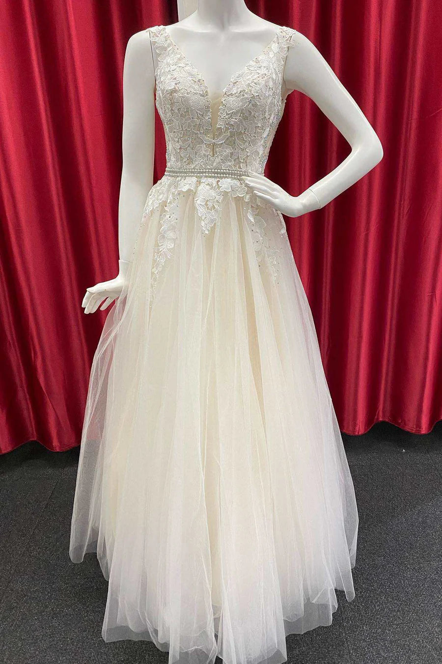 Tulle Applique Open Back A-Line Prom Dress