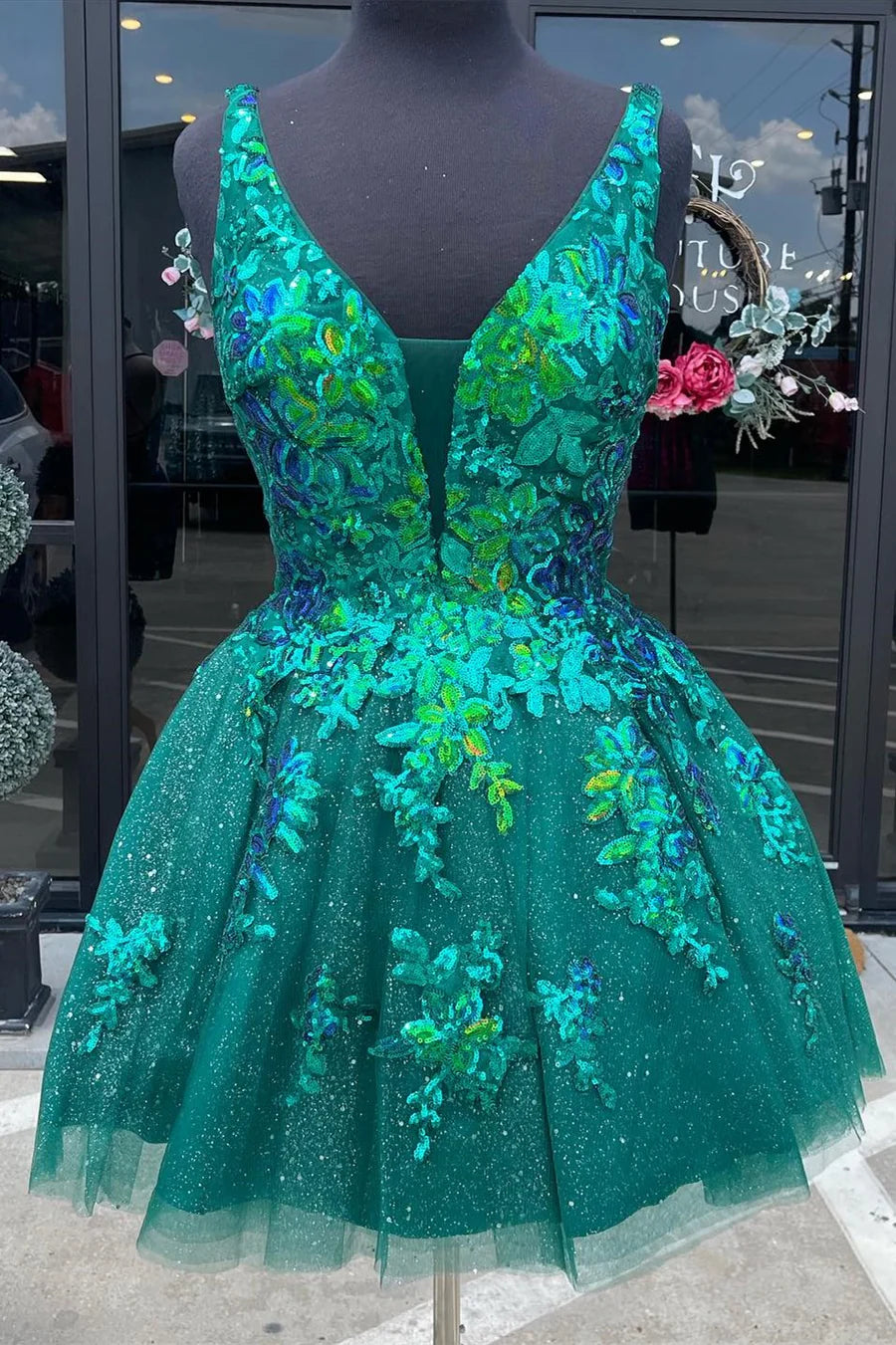 Sequin Lace Plunge V Backless A-Line Short Gown
