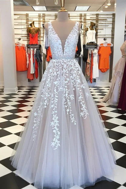 Princess  V-Neck Applique Tulle A-line Prom Gown