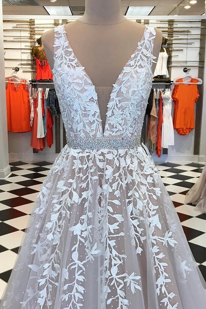 Princess  V-Neck Applique Tulle A-line Prom Gown