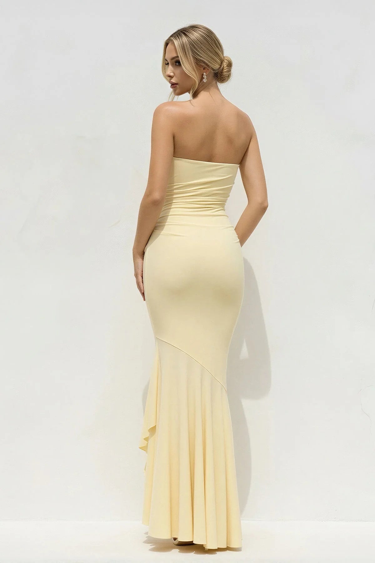 Elegant Strapless Ruched Mermaid Ruffle-Hem Long Evening Dress