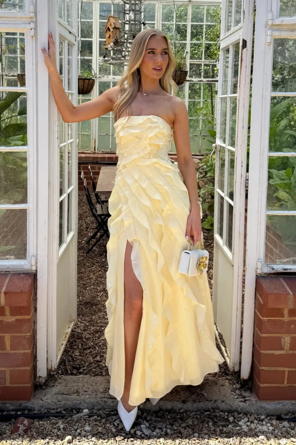 Elegant Strapless Sweetheart Neck Cascading Ruffle Chiffon High Slit Maxi Prom Dress