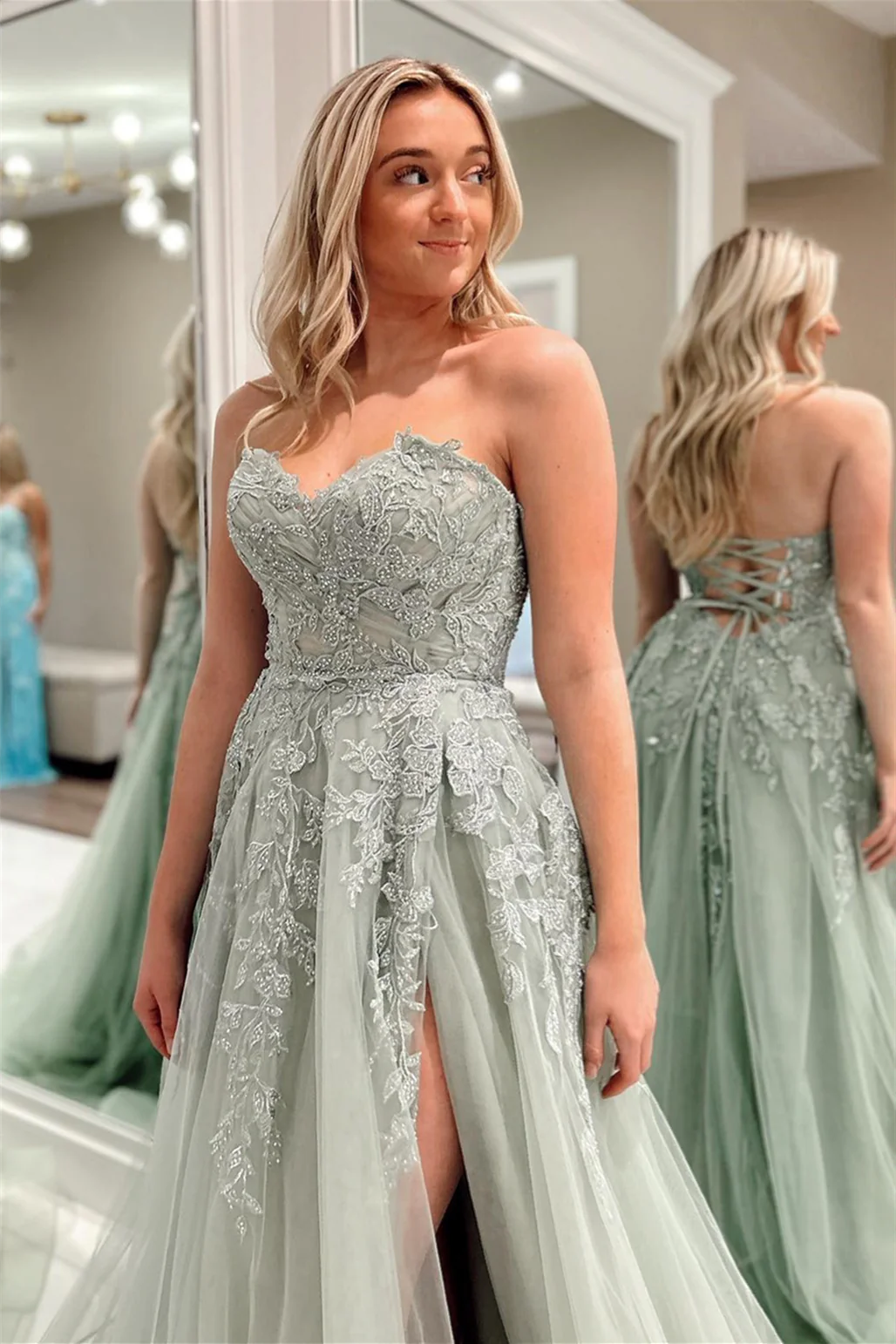 Sweep/Brush Train Dresses Lace-Up Strapless Appliques Tulle Long Prom Dress with Slit