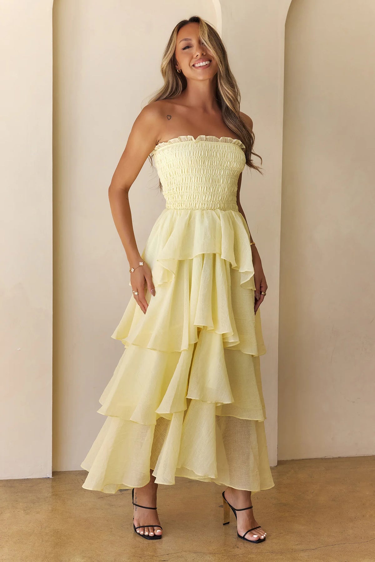 Luxury Lemon Yellow Prom Dresses with Tiered Ruffle Skirt and Strapless Smocked Bodice