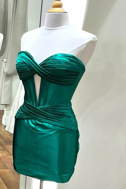 Strapless Keyhole Ruched Mini Homecoming Dress