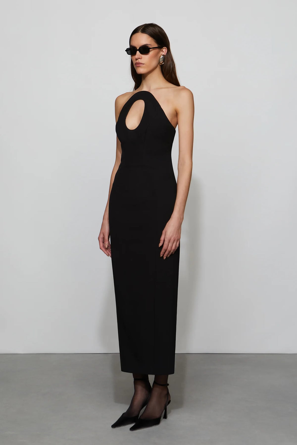 Modern Black Halter Neck Cut-Out Detail Bodycon Midi Evening Dress