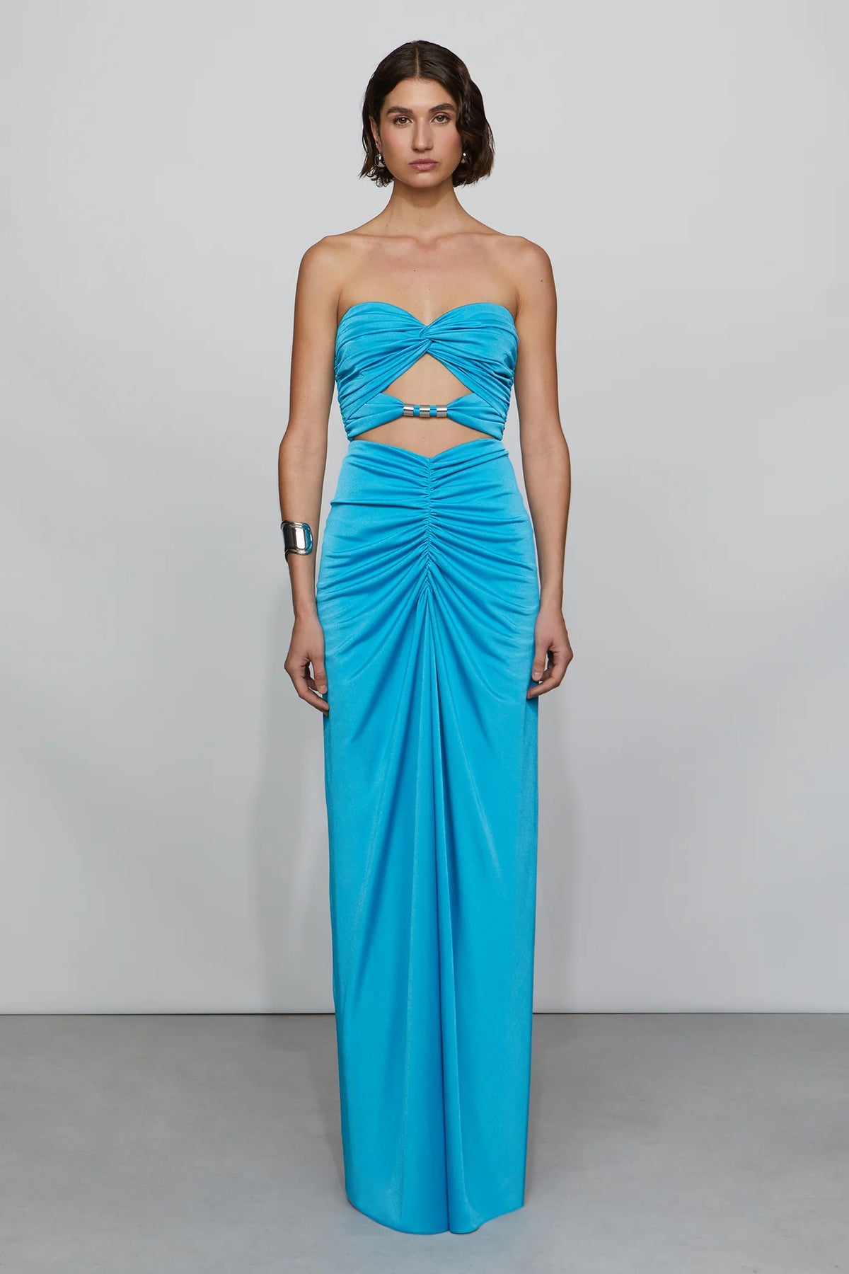 Vibrant Turquoise Strapless Sweetheart Neck Cut-Out Detail Ruched Floor-Length Evening Dress