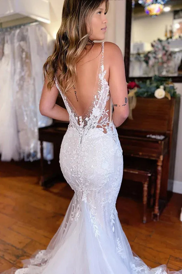 Mermaid Wedding Dresses Sheath / Column V Neck Sleeveless Court Train Lace Bridal Gowns With Appliques