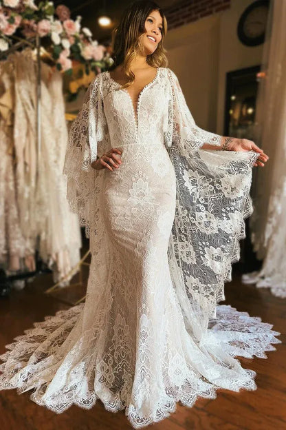 Mermaid / Trumpet Wedding Dresses Low V-neck Long Sleeve Cape Lace  Bridal Gowns Long Train Lace Wedding Dress