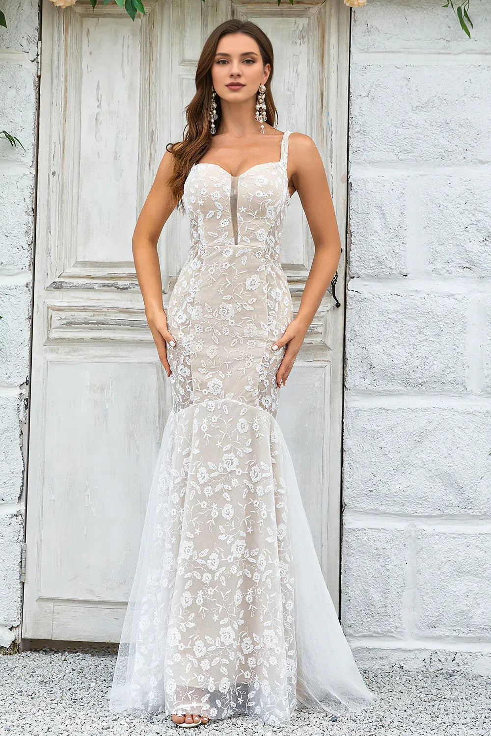 Sheath Mermaid Ivory Sweep Train Wedding Dress with Lace Appliques