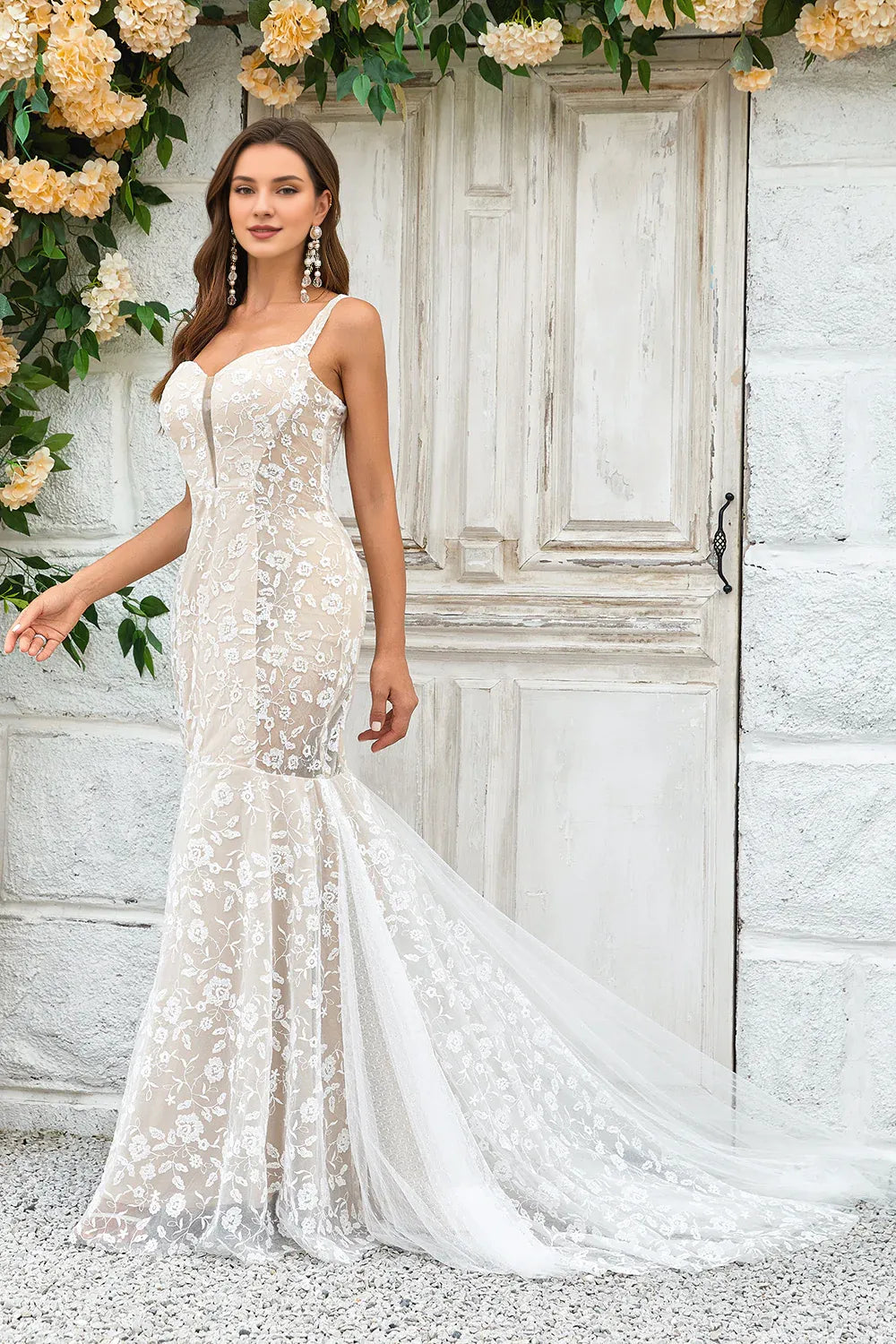 Sheath Mermaid Ivory Sweep Train Wedding Dress with Lace Appliques