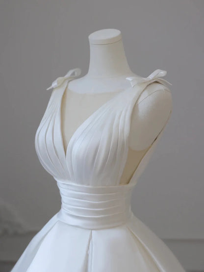 A-Line White V-Neck Satin Wedding Dresses Court Train Long Party Dress