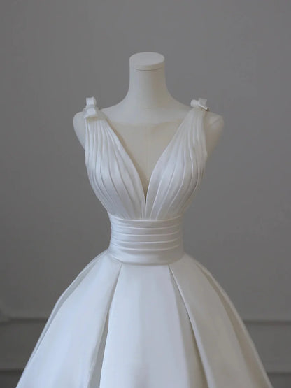 A-Line White V-Neck Satin Wedding Dresses Court Train Long Party Dress