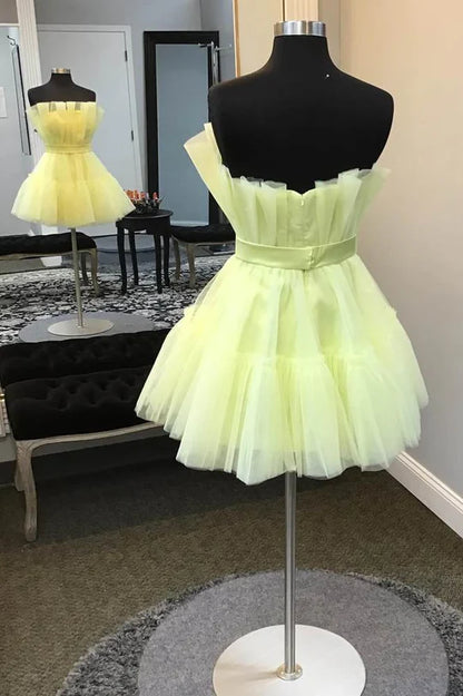 Strapless A-Line Tulle Homecoming Dress