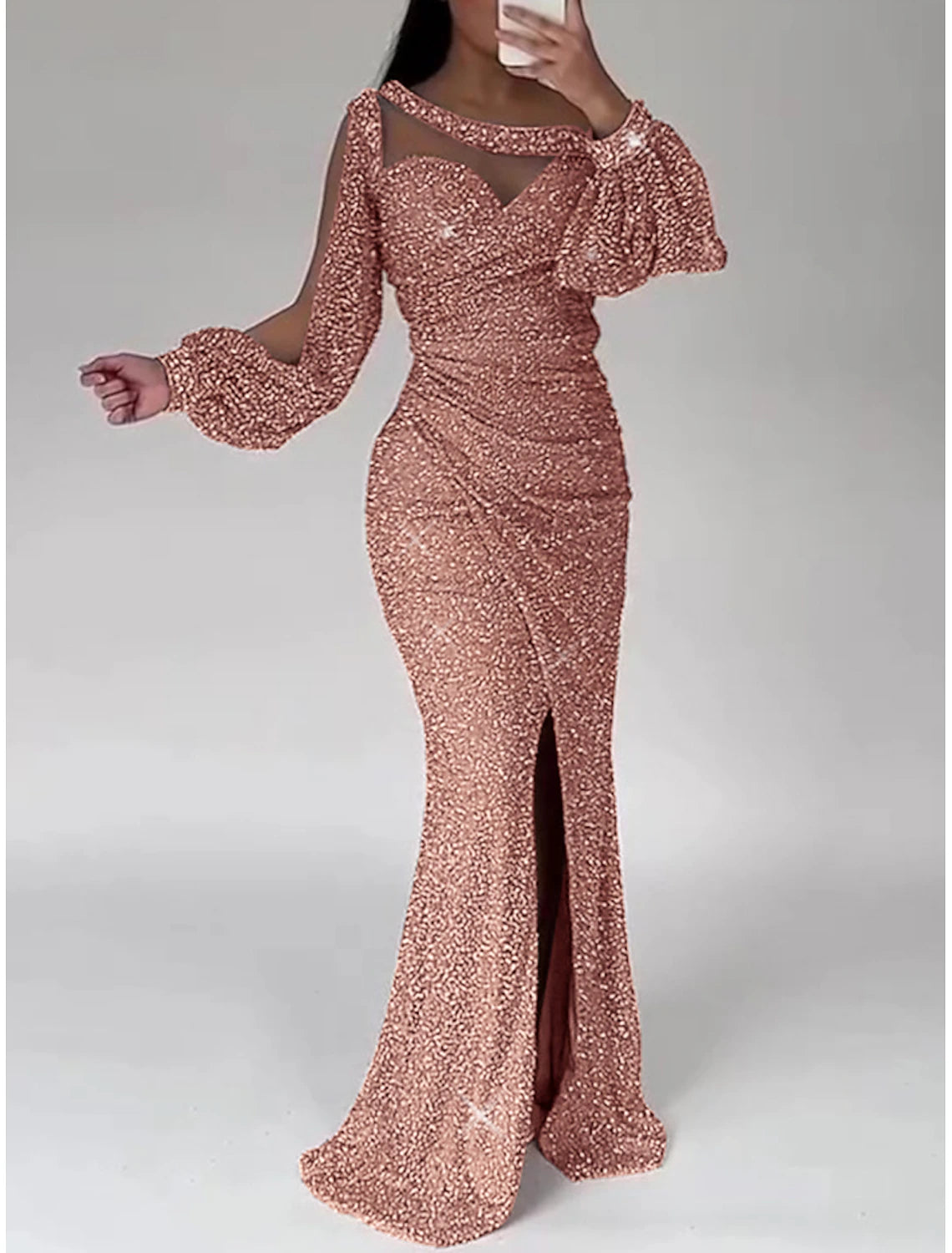 Sleek Glitter Sparking  Evening Gown Floor Length Formal Dress  Long Sleeve Scoop Neck Prom Dress with Ruched Slit
