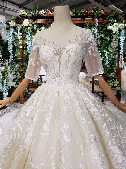Elegant Half Sleeves Ball Gown Lace Sweetheart Wedding Dress