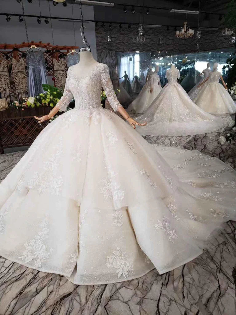 Elegant Half Sleeves Ball Gown Lace Layer Wedding Dress