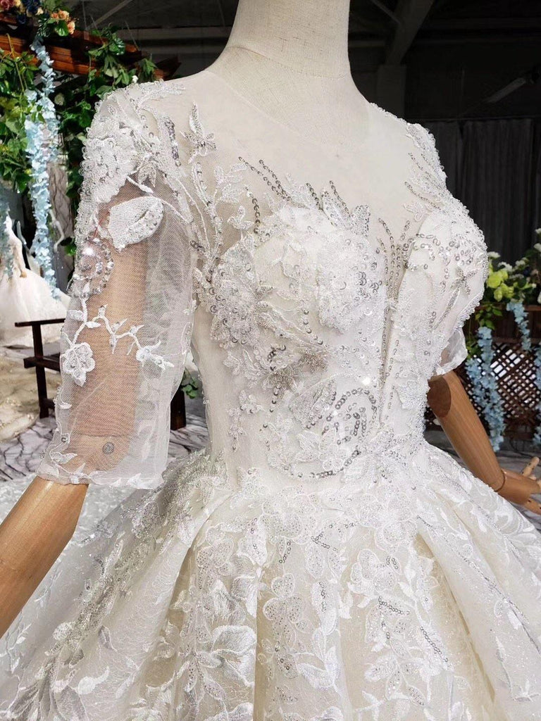 Elegant Half Sleeves Ball Gown Lace Sweetheart Wedding Dress