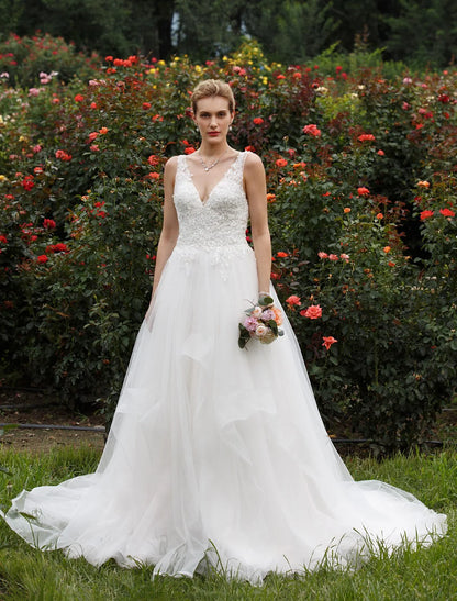 Hall Wedding Dresses Princess Plunging Neck Sleeveless Chapel Train Tulle Bridal Gowns With Sequins