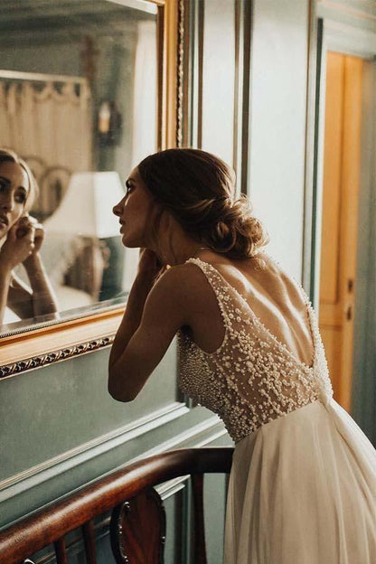 Beach Wedding Dresses See Through Pearl Beaded Wedding Dress