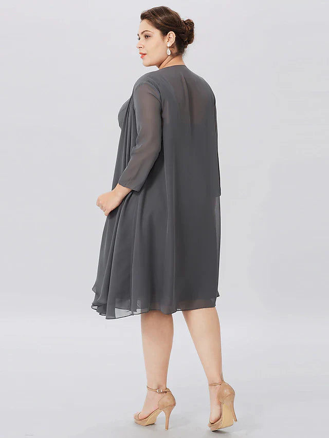A-Line Two Piece Mother of the Bride Dress Formal Plus Size Elegant Straps Knee Length Chiffon Sleeveless yes with Criss Cross Pleats