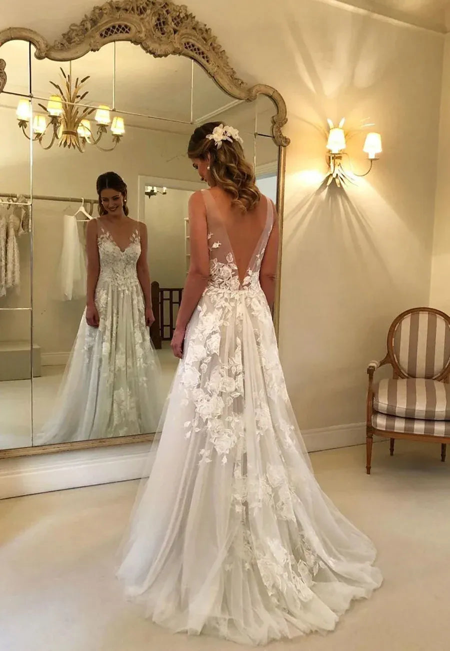 A-Line White V-Neck Lace  Tulle Applique Sleeveless Court Train Formal Evening Dress